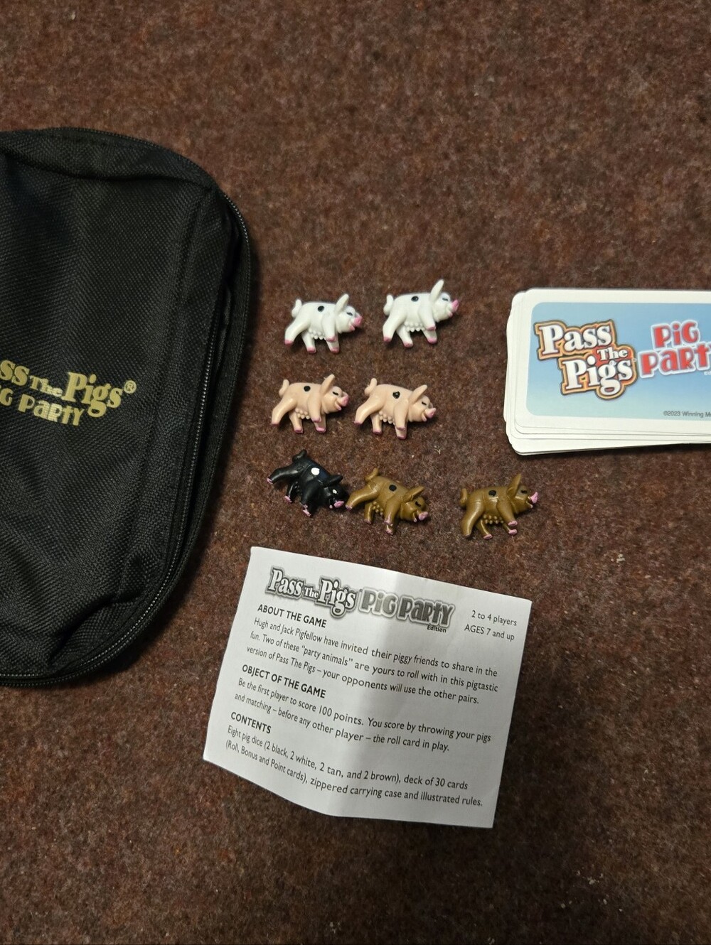 Pass The Pigs Party Game In Little Case